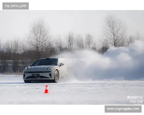 湿滑场地考验技术 双方需应对天气变化与场地挑战